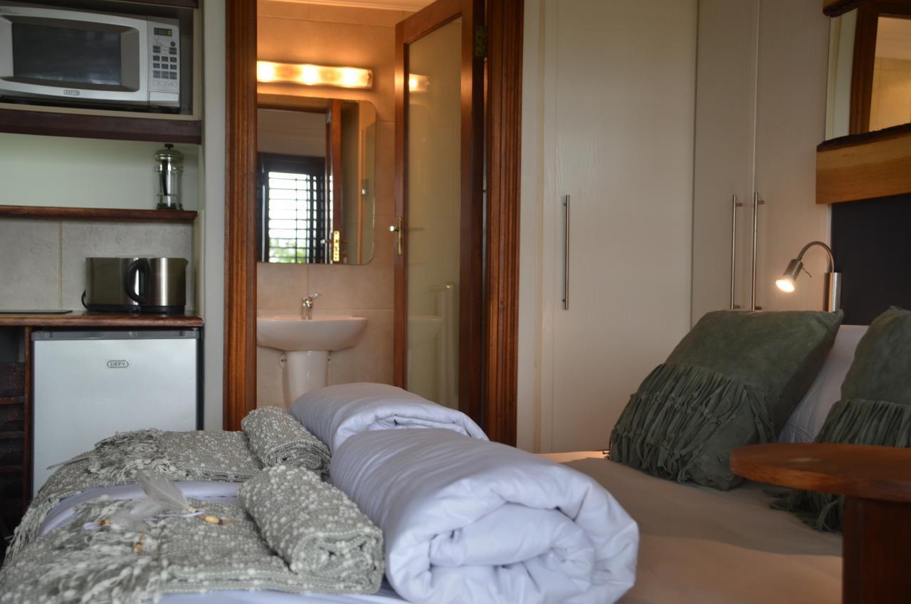 Jakita'S Guest House Баллито Экстерьер фото